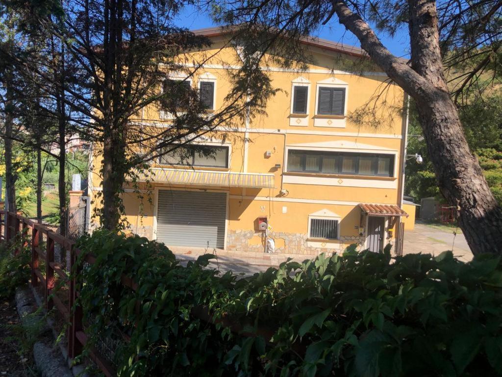 Mare O Montagna Apartamento Cosença Exterior foto